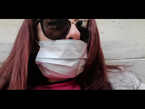 ❤️ Nicoletta analipiza kisasi kwa jirani yake na kukojoa kwenye karakana yake (Karantini Maalum ya Covid19 ya Italia) Pono ya Kirusi ❌️❤