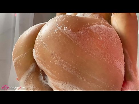 ❤️ Brunette Anapiga Pussy kwa Pussy kwa Vibrator hadi Orgasm kali katika Shower Pono ya Kirusi ❌️❤